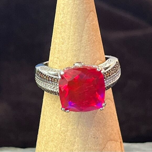 Stunning Volcanic Quartz, Lotus Garnet, White & Chocolate Zircon Platinum Ring 8 - Picture 10 of 16